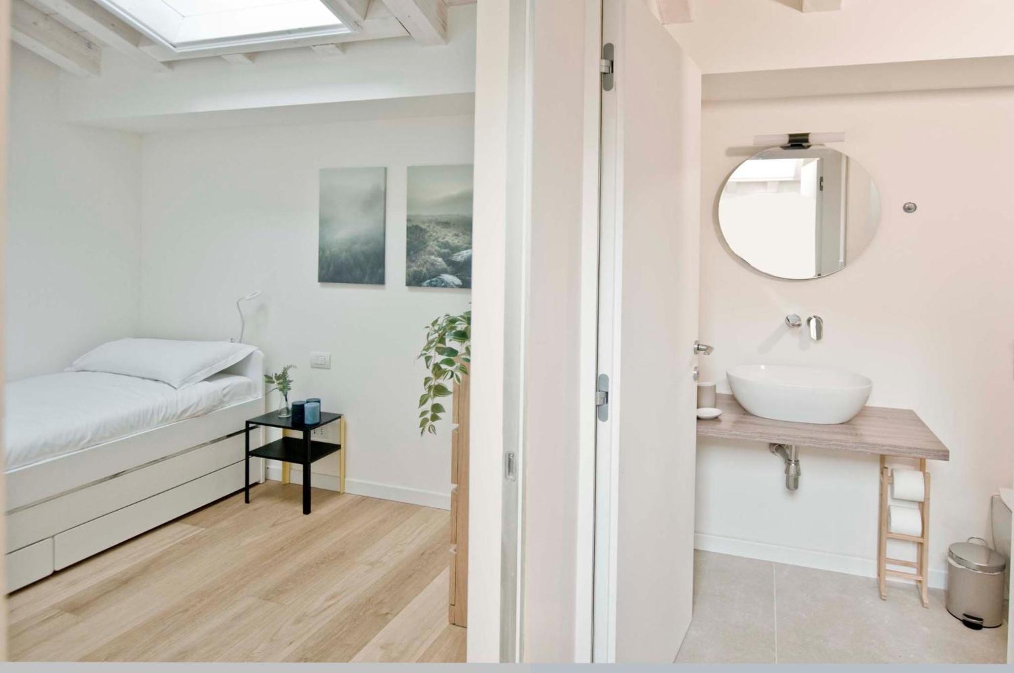 Appartement Maffucci 26 - Brand New Flat With Private Parking Spot *